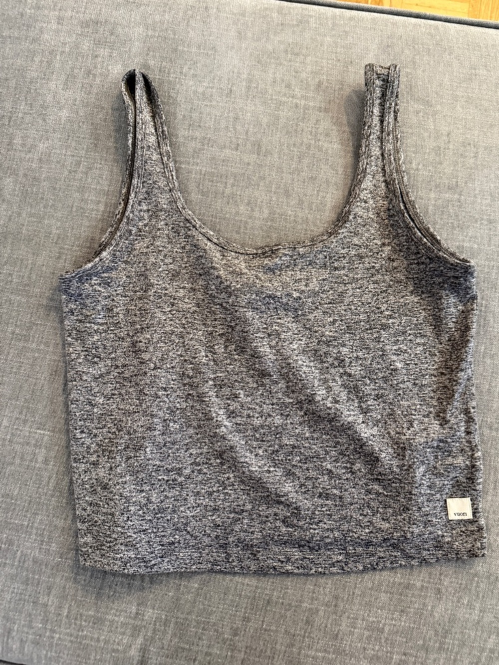 Vuori Halo Essential Tank Dark Grey Heather
